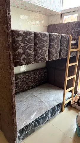 Bed space in satwa ( dubai) available -550 aed