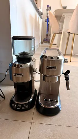 DeLonghi Espresso Machine + Grinder (Working)