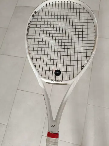 Yonex tennis racket vcore 98 2025 - used once