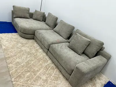 Looks great condition Chattlesmore sofa