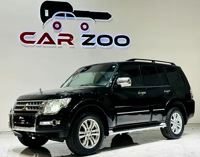 Mitsubishi Pajero GLS Top 5 Door 2020 - Warranty-GCC Specs - Excellent Condition