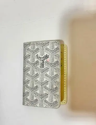 Goyard white bifold wallet