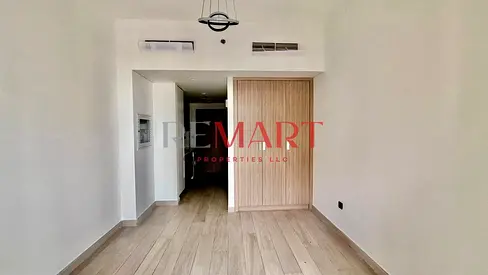 Spacious Unfurnished Studio | Bright Layout | Ready to Move In