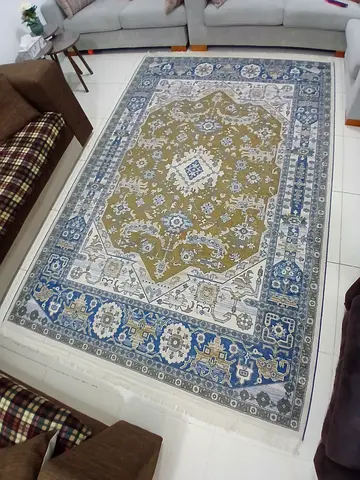 URGENT SALE: Persian-style area rug - used, good condition