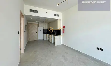 Comfort & Convenience | Bright & Stunning Views