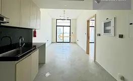Comfort &amp; Convenience | Bright &amp; Stunning Views