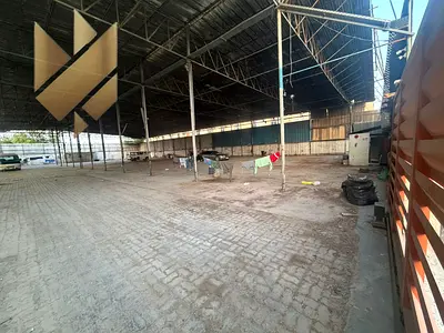 شبرة صناعية ضخمة في الصناعية 6 بمساحة 27,000 قدم وكهرباء قابلة للتوسعة حتى 500 كيلوواط مناسبة للمشاريع الكبرى