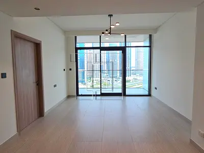 Modern 1-Bedroom Apartment | Marina Living | Prime Location
