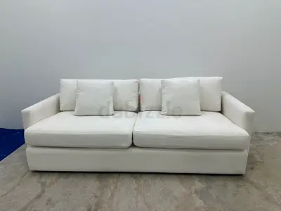 Perfect condition cratebarrel three seater sofa