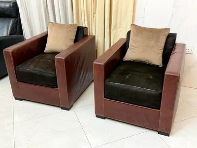 Poltrona Frau LINEA A Armchairs Peter Marino