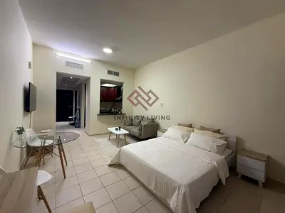 Luxury Furnished Apartment | Walking Distance From Metro | Distress Deal