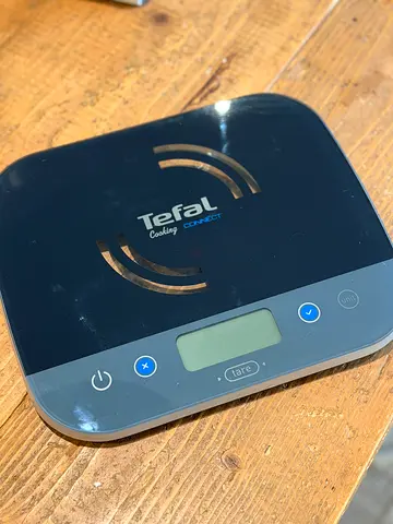Tefal Cooking Connect digital kitchen scale - working