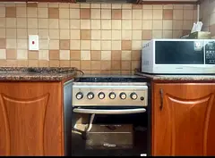 Executive Ladies Bed Space – Al Mankhool | 5–6 Min Walk to BurJuman Metro Exit 3.