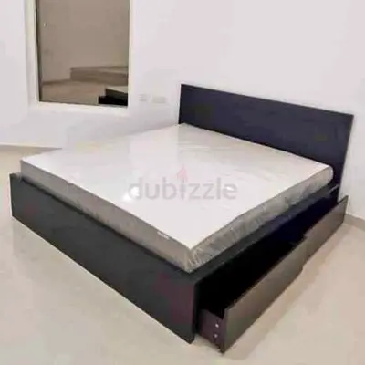 Malam quee size bed 160/200cm bed with 2 storage drawers underneath and Ikea mattress is available i