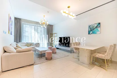 Courtyard & Pool Views | Furnished | Vacant in May