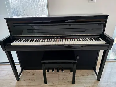Yamaha Clavinova CLP 785 Digital Piano
