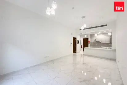 Vibrant Community | Jumeirah | Vacant