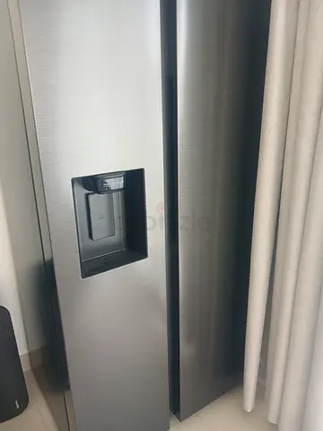 Samsung Digital Inverter Side-by-Side Fridge-freezer latest model with water dispenser  ice maker