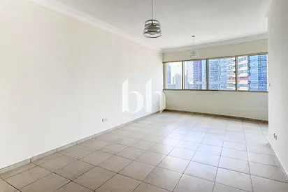 Full Lake View | Plus Storage | High floor