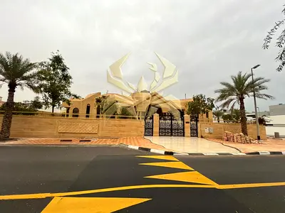 Stunning Large Villa for Rent