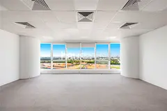 Fitted | Vacant | Bright Layout