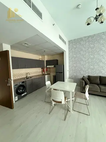 شقة بغرفة نوم واحدة | فريندز ريزيدنسي | تصميم مخطط مفتوح