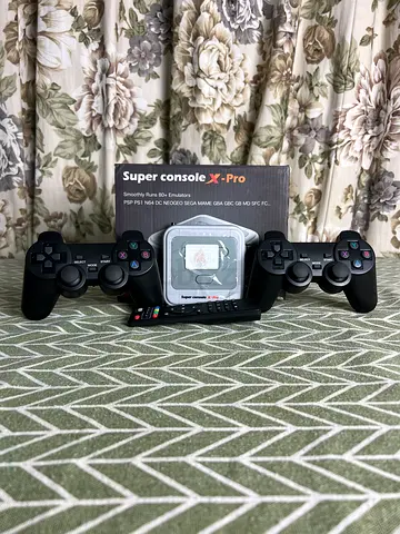 Super Console X Pro retro console + 2 wireless controllers