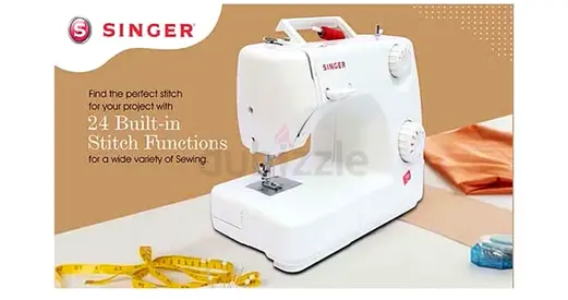 Singer portable sewing machine — 24 built-in stitch functions, working