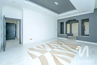 Vacant | 6 Bed | Landscaped Garden | View It Today