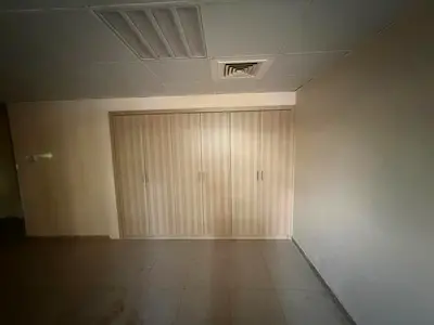 Studio apartment for rent in Al Rashidiya 3, Ajman. Ground floor. Spacious and practical layout. Separate kitchen. Excellent finishing. Natural ventil