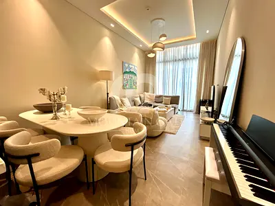 2 Parking | Study/Maid room| Private Garden