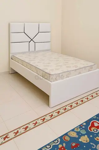 Brand New furnitures Staylish Double Size bed frame and mattress