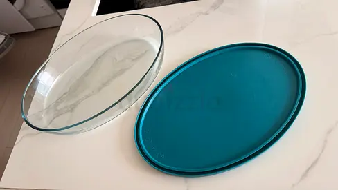 Oven plate, tempered glass oval shaped with cover