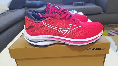 My Mizuno pink running shoes — lightly used, with box