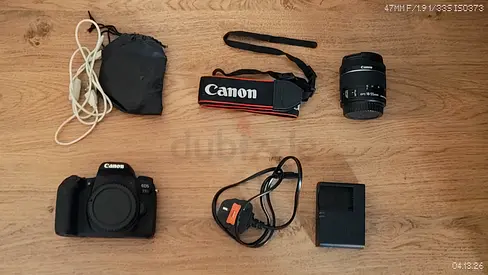 Canon EOS 77D DSLR Kit (Fully Working + Accessories)