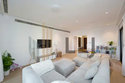 Rare Upgraded 4BR with Maid| Prestigious Community