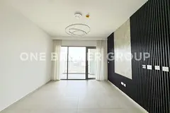 Modern Wall Panel | Vacant | W/ Dishwasher
