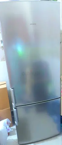 Siemens 2-Door Refrigerator in Good Condition