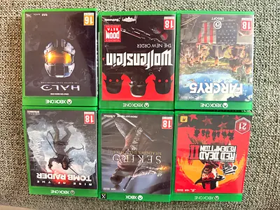 Xbox Series S | X Offical Headset, Purple Controller and 6 Games