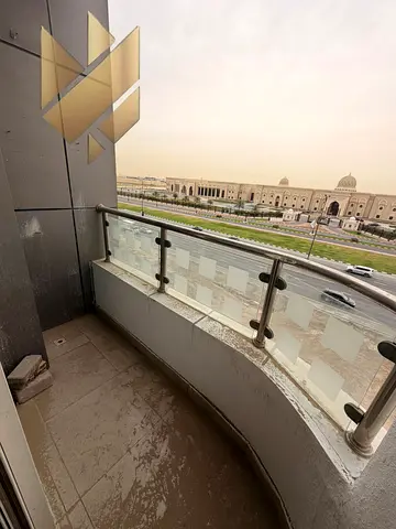 Balcony with an open view of the Qur’an Complex and Sharjah Arts