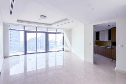 CANAL | CLOSED KITCHEN AND APPLIANCES | VALET