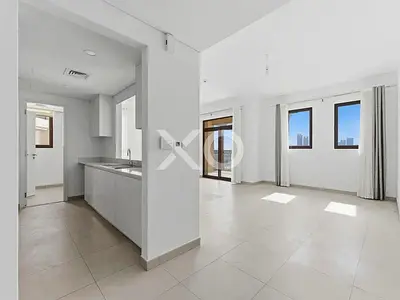 Large layout |Skyline view| Prime location