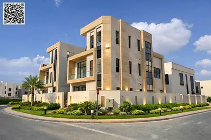 للبيع فيلا فاخره بسعر شامل رسوم قابل للتفاوض - مع حوش كبير & فناء كبير - - قريب من شارع الشيخ محمد بن زايد - تملك حر لجميع الجنسيات مدى الحياة