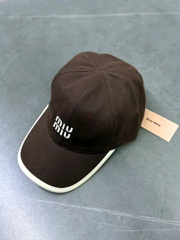 Miu Miu cap for women