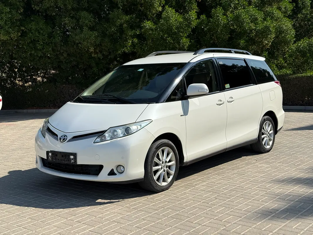 Toyota Previa 2020 — photo 1 of 20