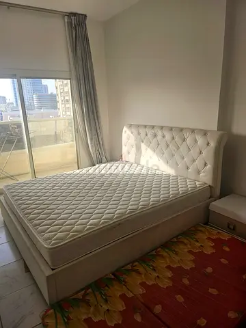 Bed room