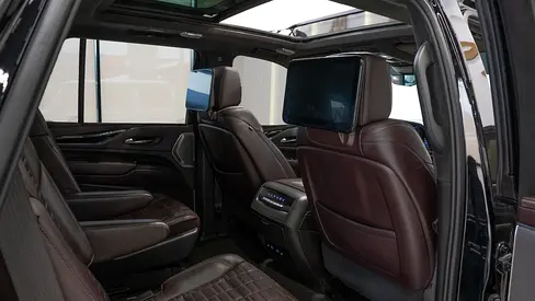 صورة 15 لـ 2021 Cadillac ESCALADE