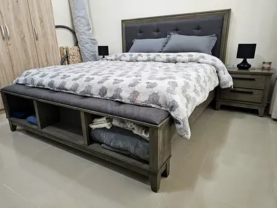 Elegant Modern King Bed Set With Stylish Nightstands and Dresser/ Chest Drawers with Mirror