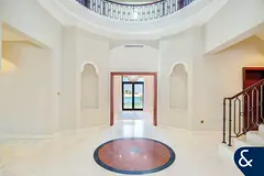Luxury Signature Villa | Beach Marina View