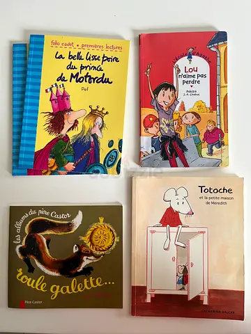 Set of 4 French kids books (La belle lisse poire, Lou naime pas perdre, Roule galette, Totoche)